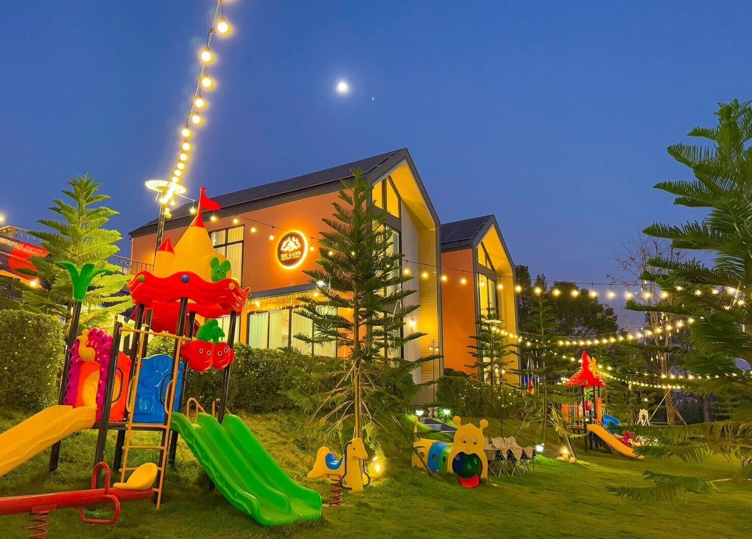 Children’s play area – outdoor