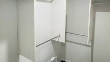 Room, 1 Bedroom | Interior