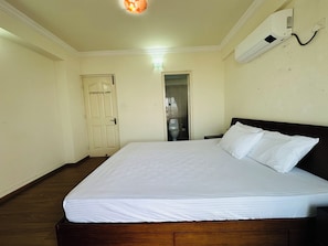 2 bedrooms, free WiFi, bed sheets, wheelchair access