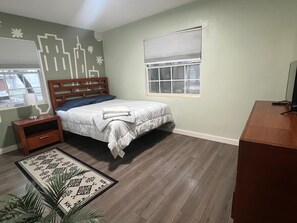 3 chambres, fer et planche à repasser, Wi-Fi gratuit, draps fournis