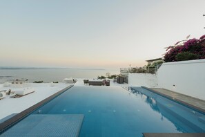 Outdoor pool - Staymaster Sea La Vie  (Nerul)