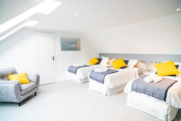 Family Suite, Balcony, Garden View - Les Sources du Val (Saint-Pierre-du-Val)