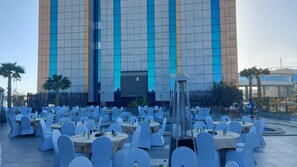 Superior Suite | Outdoor dining - Taj Al- Wajh hotel   (AL WAJH)