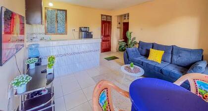 Serene 1-bedroom bed & breakfast in charming Mombasa -Bamburi