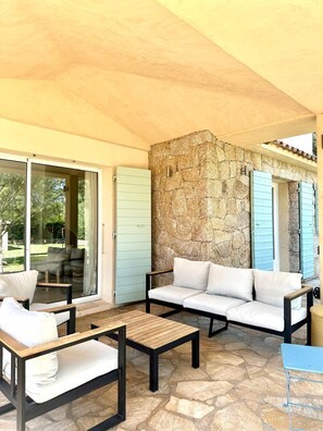 Terrace/patio - VILLA CAPU - 5 BDRMS WITH POOL AND GARDEN (Lecci)