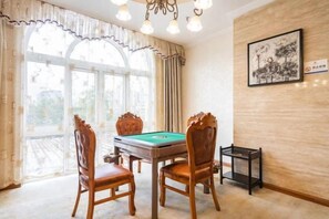 Ảnh chưa phân loại, 2 trong số 98 ảnh, nút