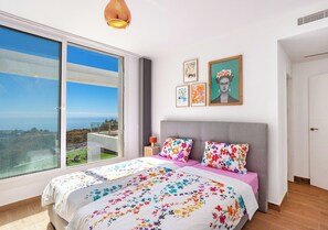 Villa Deluxe, 4 chambres, piscine privée, vue mer | Décoration personnalisée, ameublement personnalis é