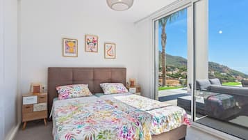 Vila luxo, 4 quartos, piscina particular, vista para o mar