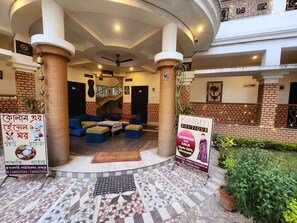 Lobby - The Kolam (Bolpur)