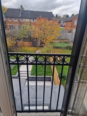 Kahden hengen perushuone