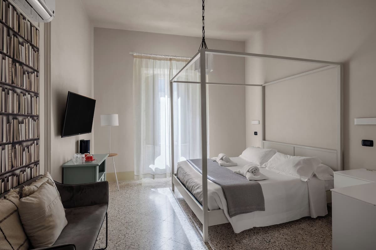 Double Room, Balcony, City View