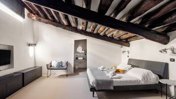 Double Room, Balcony