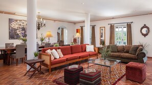 TV, fireplace - Villa Primavera with pool Grožnjan by Villas Guide (Grožnjan)