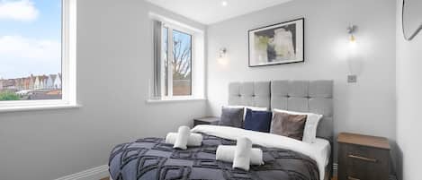 2 bedrooms, Internet