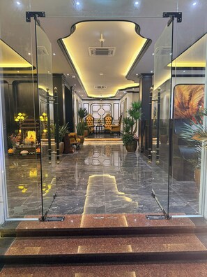 Terrace/patio - GREEN LUXURY HOTEL (Kien Hung)