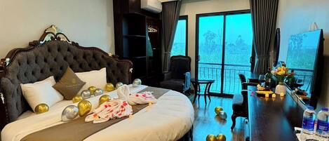 Kahden hengen executive-huone | Näkymä kadulle