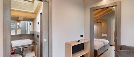 1 habitación, wifi y ropa de cama