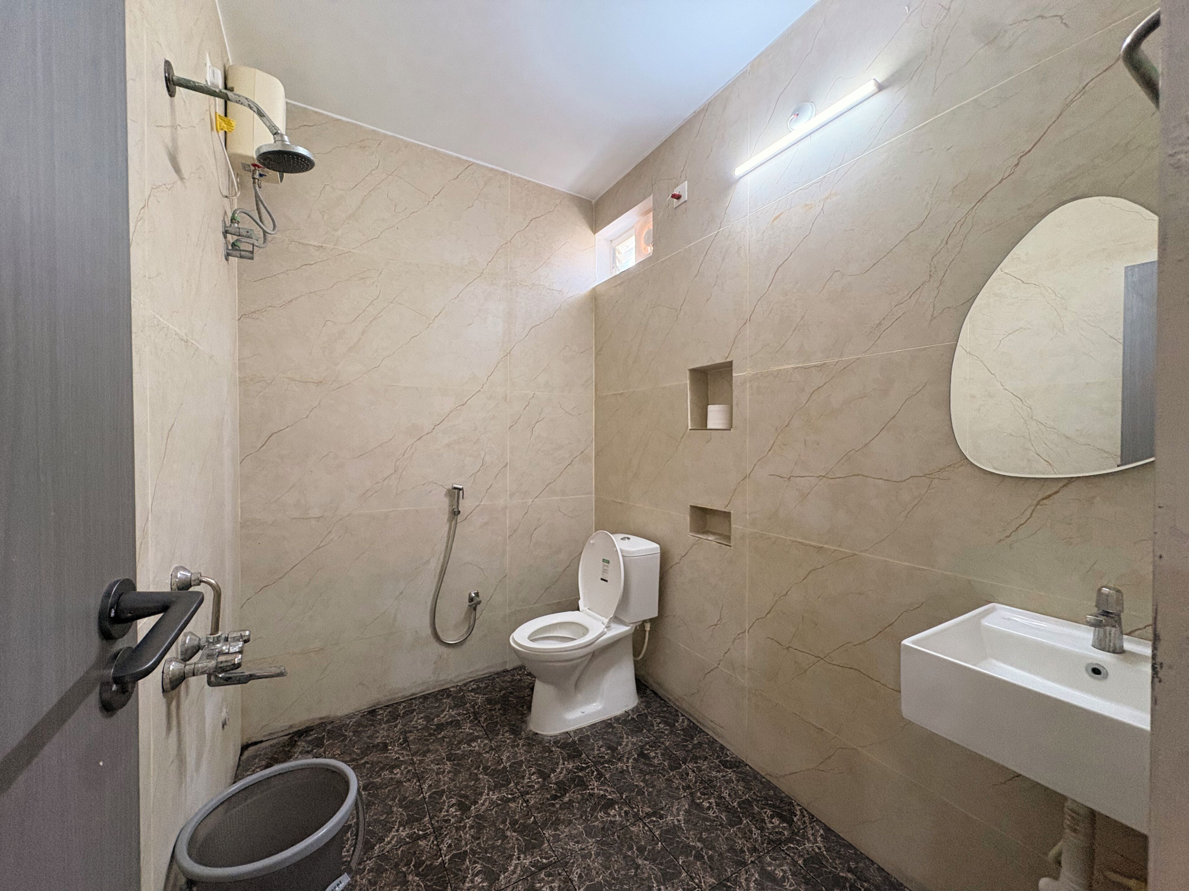 Deluxe Suite | Bathroom