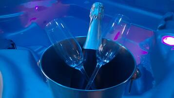 Bain à remous intérieur