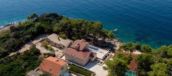 House Bolero with pool by Villas Guide