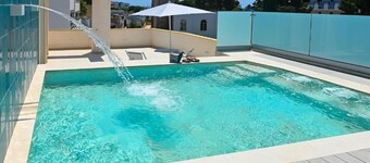 Perle Marine Suite Apartments