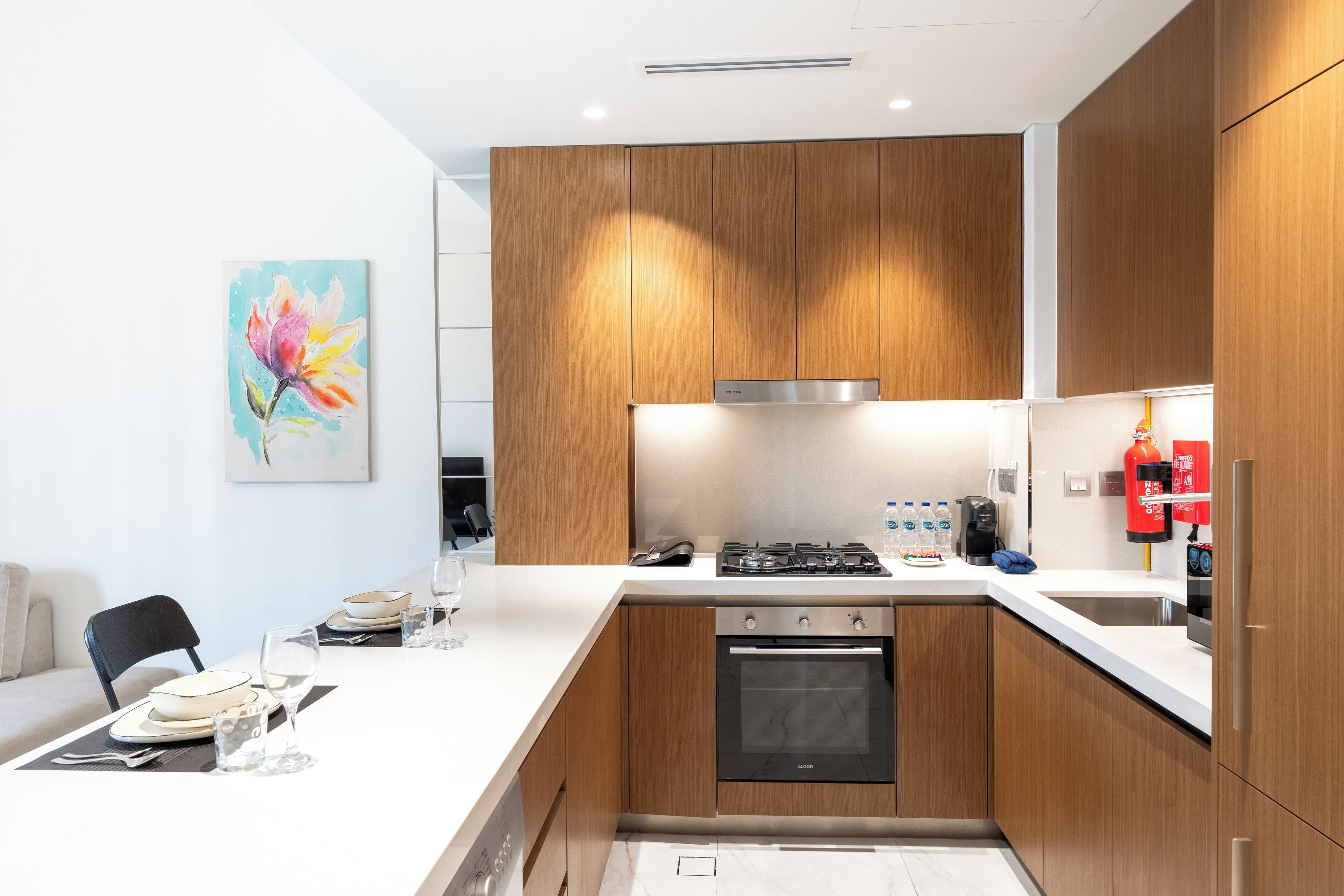 Exclusive Apartment, 1 King Bed, Balcony, Pool View | Private kitchen