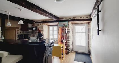 ïĄ Traditional Auvergne house - Authentic stay in the heart of Auvergne
