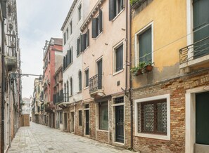 Exterior - Ca' Venier Cozy Apartment R&R (Venecia)