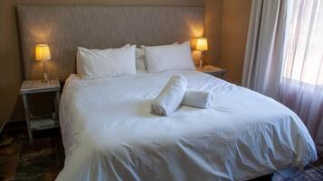 Casa, varanda, vista para a piscina