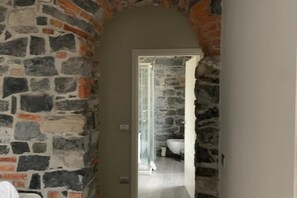 Interior - Authentic Atmosphere in Como (Romantic Chic) (Como)