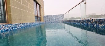 MeerahMahal Entire Luxurious Aqua Villa