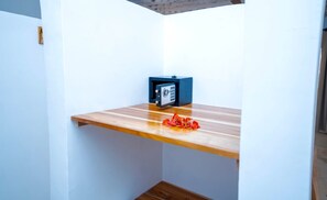 Tweepersoonskamer, uitzicht op zee | Interieur
