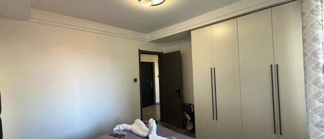 Luxury Room, Balcony, City View | Desk, laptop workspace, iron/ironing board, WiFi (free)