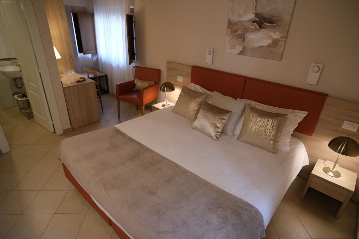 Matrimoniale Economy