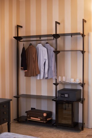 Deluxe-Vierbettzimmer | Innenbereich