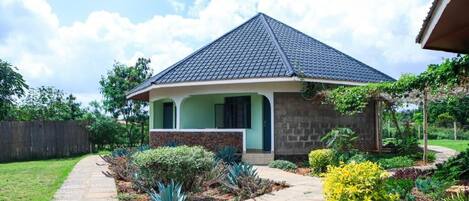 Deluxe Double Room, Garden View | Exterior