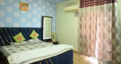 Soul Shanti Stay – Peaceful Jaipur Homestay with Terrace & Fast WiFi
