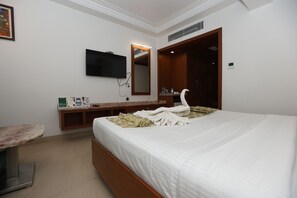 Executive Double Room, 1 Bedroom, City View