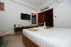 Executive Double Room, 1 Bedroom, City View