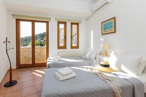 4 Schlafzimmer, Bügeleisen/Bügelbrett, Reisekinderbett, kostenloses WLAN