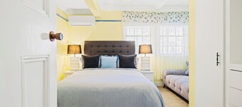 Lemon grove retreat country house