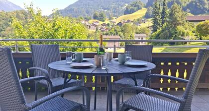 Charming holiday apartment with terrace, garden and panoramic view