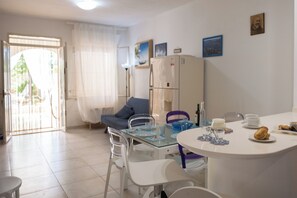 Dining - VILLA IN SAN PIETRO IN BEVAGNA (San Pietro In Bevagna)