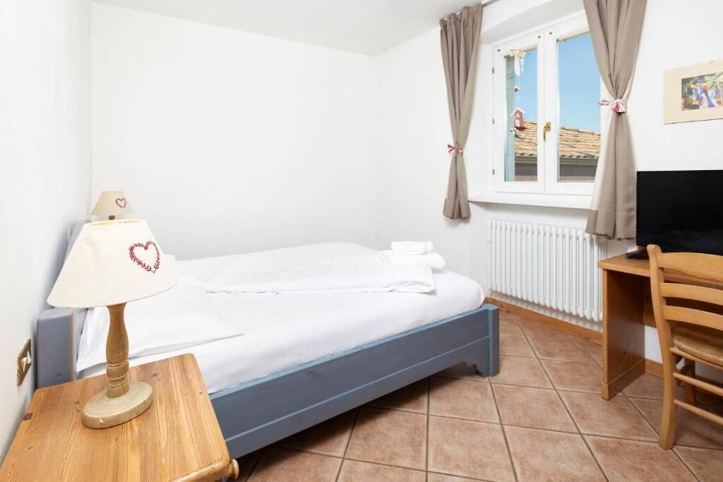 Double or Twin Room, Mountain View