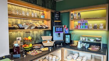 Colazione a buffet inclusa, servita tutte le mattine