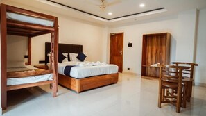 Family Room - Sayora Hotels (Sri Vijaya Puram)