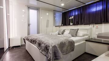18 bedrooms