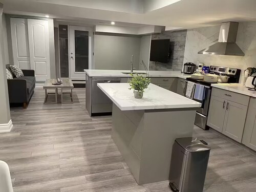 Bright & Cozy Basement Retreat in Oshawa, Canada