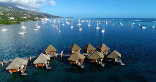 Sun-Kissed Sailing Adventure in Papeete, Polinesia Francesa