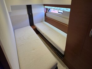 A compact, single-bed cabin with a window providing natural light. - Sun-Kissed Sailing Adventure in Sibenik, Croatia (Primošten)